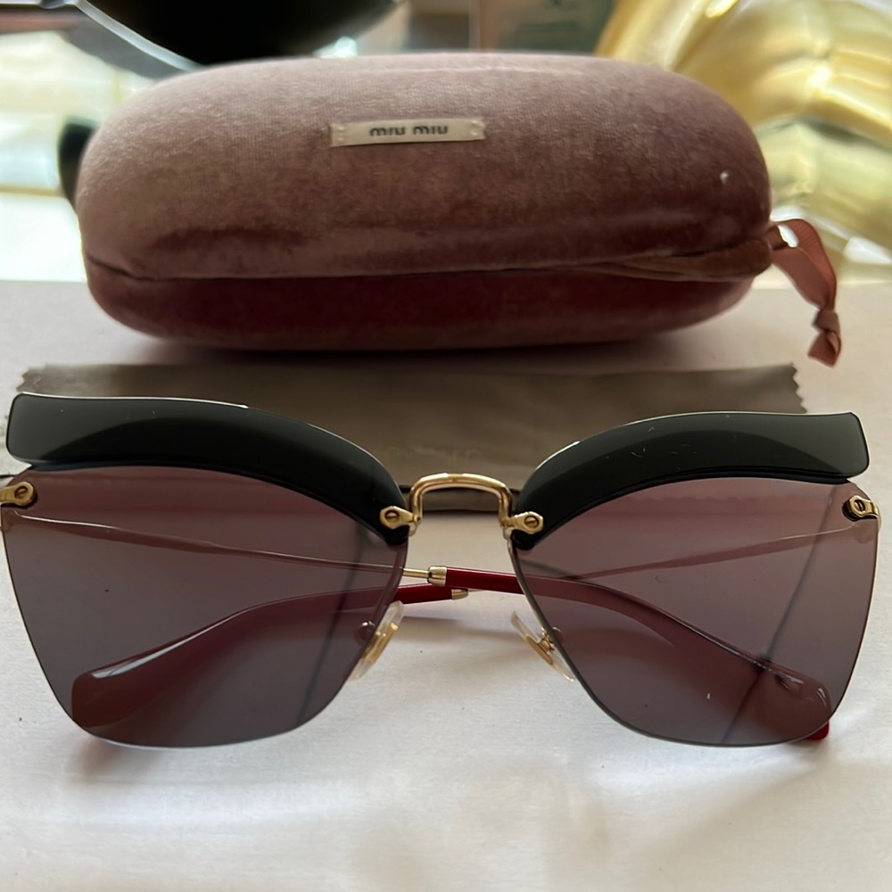 Miu Miu Cateye Sunglasses